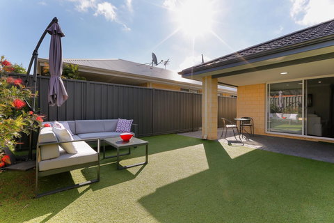 Perth Comfy Stays - Darwin Holiday 9