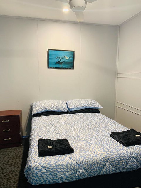 Shark Bay Cottages - Darwin Holiday 27