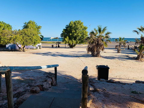 Shark Bay Cottages - Darwin Holiday 1