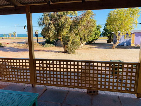 Shark Bay Cottages - Darwin Holiday 5