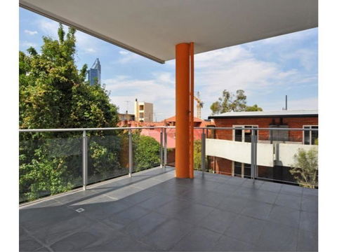 Scene Apartment 11 - Darwin Holiday 4