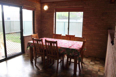 Kestrel Chalets - Darwin Holiday 17