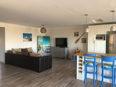 Halls Head Beach House - Darwin Holiday 5