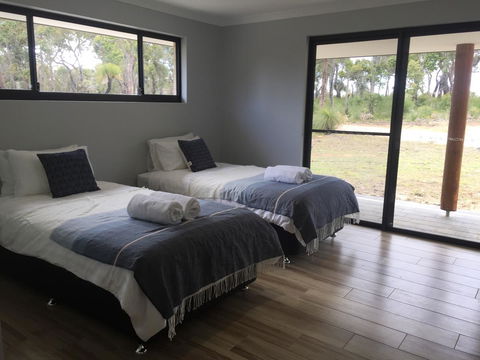 Eagle Bay House - Darwin Holiday 1