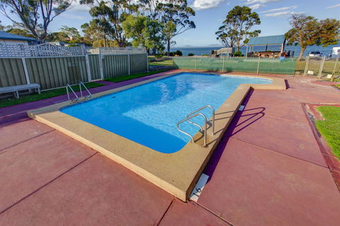 Swansea Beach Chalets - Darwin Holiday 4