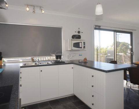 Bircoo Cottage Beach And Golf Getaway - Darwin Holiday 4