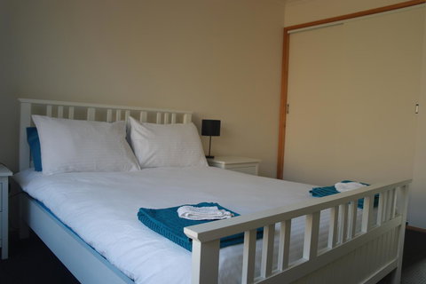 Modern 2 Bedroom Appartment - Darwin Holiday 6