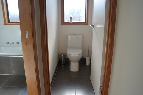 Modern 2 Bedroom Appartment - Darwin Holiday 12