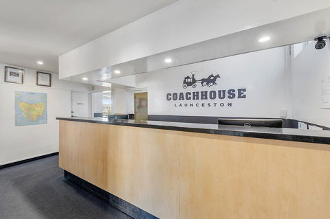 Coach House Launceston - Darwin Holiday 3