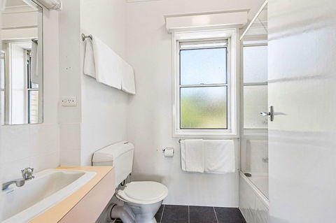 Coach House Launceston - Darwin Holiday 25