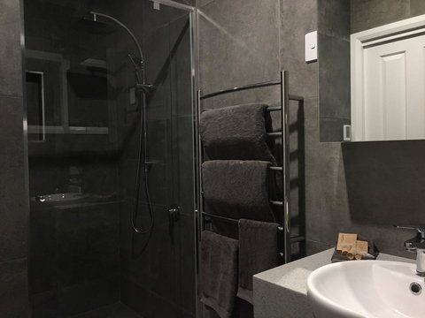 Manna Hill Farm - Darwin Holiday 20