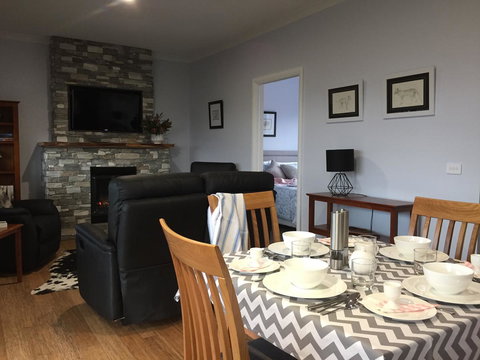 Manna Hill Farm - Darwin Holiday 13