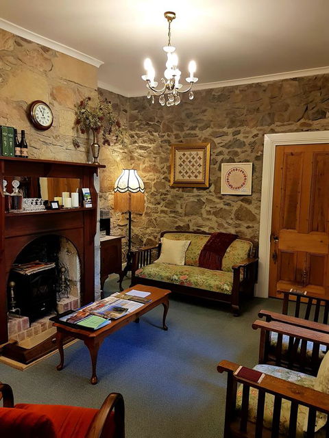 Orford's Sanda House B&B - Darwin Holiday 11