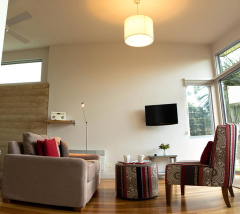 Eagle Peaks At Freycinet - Darwin Holiday 10