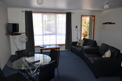 Castaway Holiday Apartments - Darwin Holiday 27