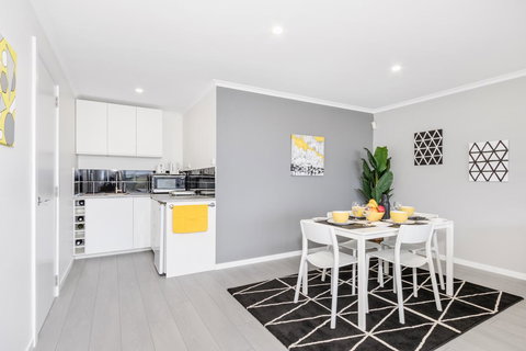 Views Forever - Devonport - Darwin Holiday 7