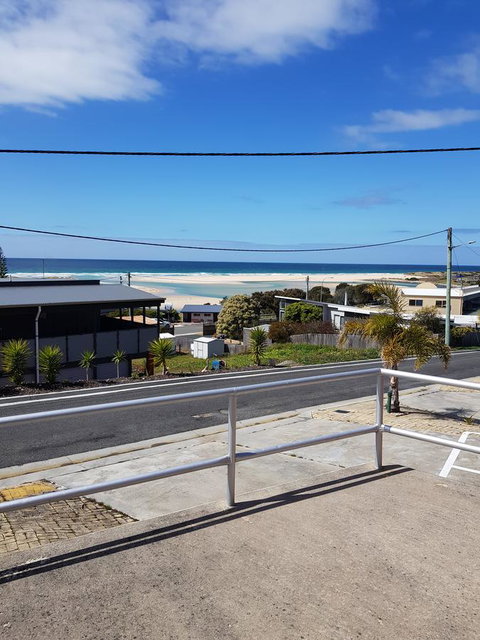 Blue Seas Holiday Villas - Darwin Holiday 33