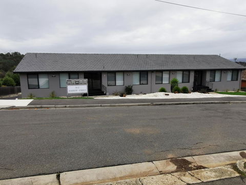 Youngtown Executive Apartments - 2BR Included, Free Parking & Wifi, Sofa Bed & Cot Fee Applies - Darwin Holiday 18