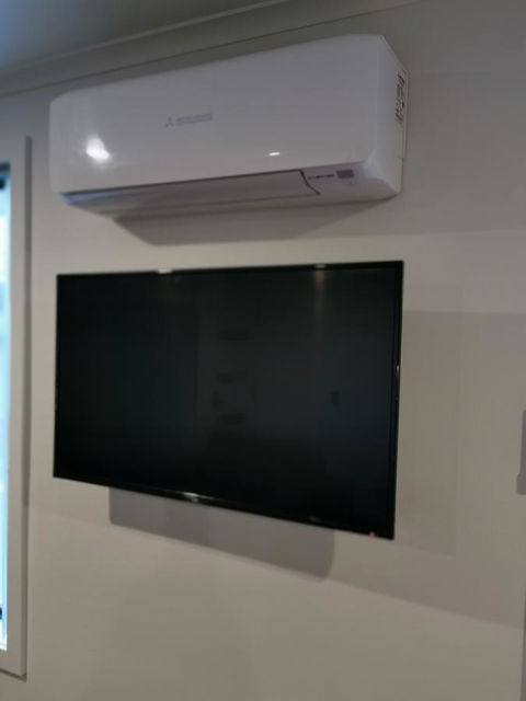 Youngtown Executive Apartments - 2BR Included, Free Parking & Wifi, Sofa Bed & Cot Fee Applies - Darwin Holiday 32