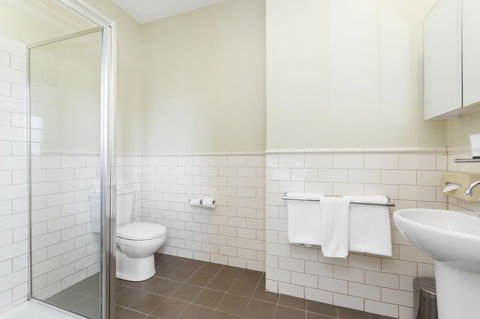 Launceston Central Apartment Hotel Official - Darwin Holiday 1