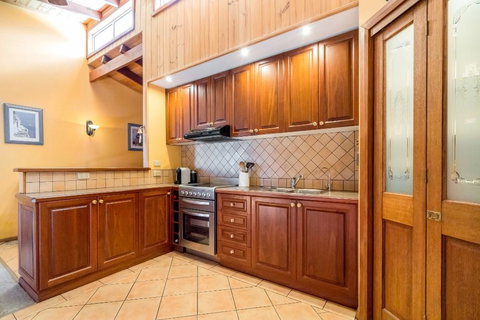 Freycinet Panorama - Darwin Holiday 9