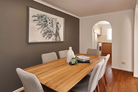 Elphin Serviced Apartments - Darwin Holiday 23