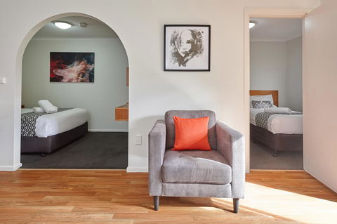 Elphin Serviced Apartments - Darwin Holiday 5