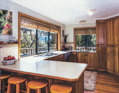 Driftwood - Darwin Holiday 24