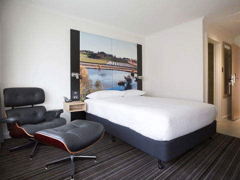 Mercure Launceston - Darwin Holiday 43
