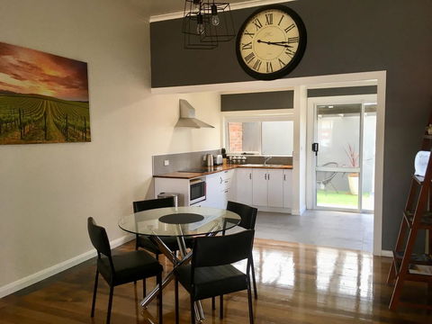 Apartment 5ive - Darwin Holiday 5