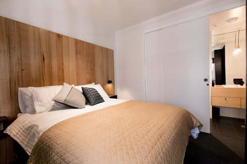 105 Mac Unique Apartments - Darwin Holiday 8