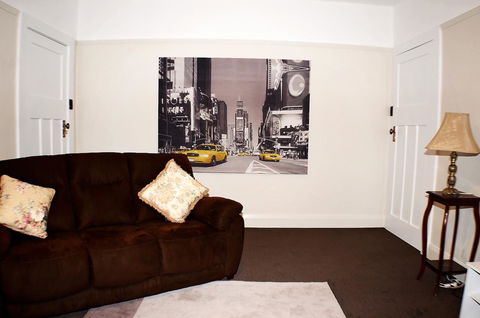 Two Up On York - Darwin Holiday 20