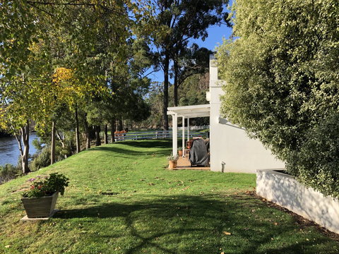 Forth River Cottage - Darwin Holiday 10