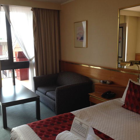 Commodore Regent - Darwin Holiday 12