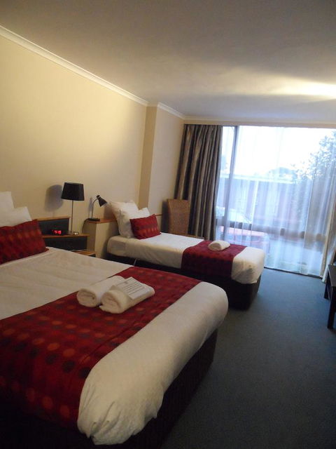 Commodore Regent - Darwin Holiday 22