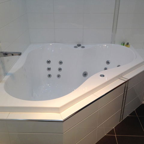 Commodore Regent - Darwin Holiday 13