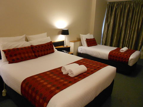 Commodore Regent - Darwin Holiday 35