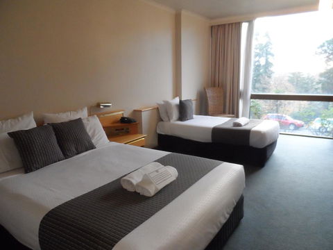 Commodore Regent - Darwin Holiday 40