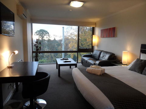 Commodore Regent - Darwin Holiday 28