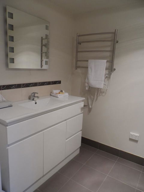 Commodore Regent - Darwin Holiday 26