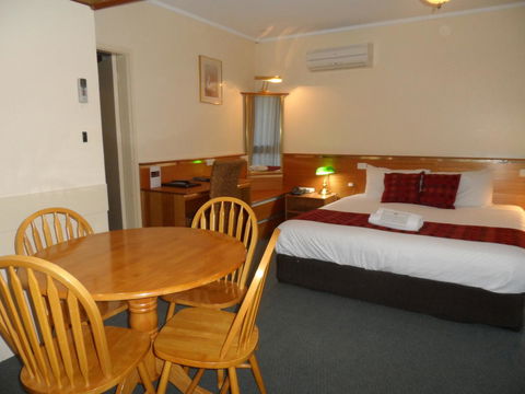 Commodore Regent - Darwin Holiday 29