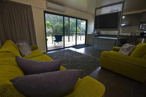 Tyenna River Cottages - Darwin Holiday 16