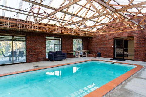 Acton Park Holiday Units - Darwin Holiday 13