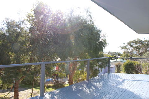 Mermaids Of Bicheno - Darwin Holiday 13