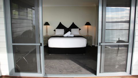 SEA EAGLE COTTAGE Amazing Views Of Bay Of Fires - Darwin Holiday 8