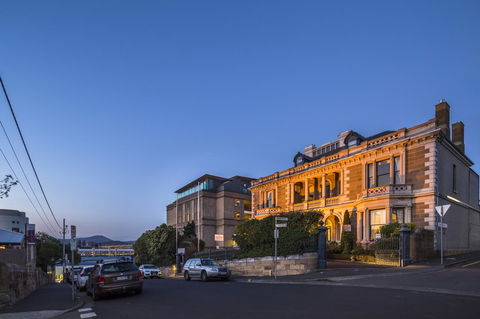 Lenna Of Hobart - Darwin Holiday 21