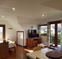 Riverside StudioPrivate - Darwin Holiday