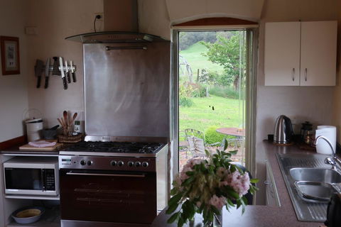 Cherry Top Farmstay - Boutique Eco Village - Darwin Holiday 18