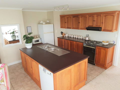 Garden By The Beach - Gateway To The East Coast, Close To Airport - Darwin Holiday 1