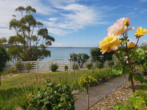 Garden By The Beach - Gateway To The East Coast, Close To Airport - Darwin Holiday 23